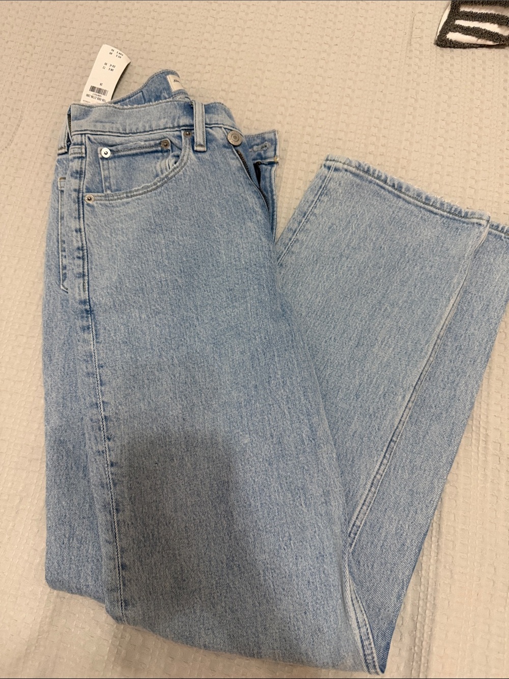 Abercrombie & Fitch Light Blue Straight High-Rise Jeans - Picture 2 of 7